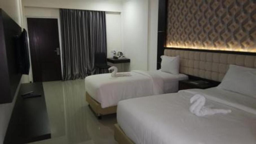 Sindoro Hotel Cilacap By Conary Екстериор снимка