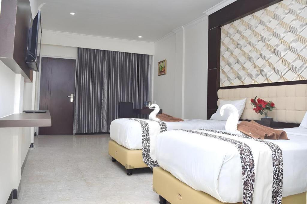 Sindoro Hotel Cilacap By Conary Екстериор снимка